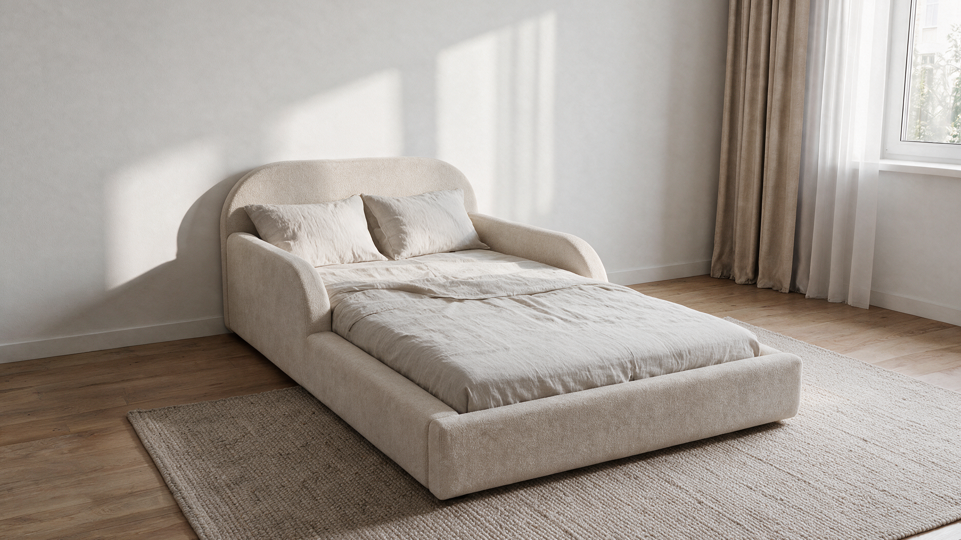 Gepolstertes Kinderbett in Creme in einem ruhigen Kinderzimmer