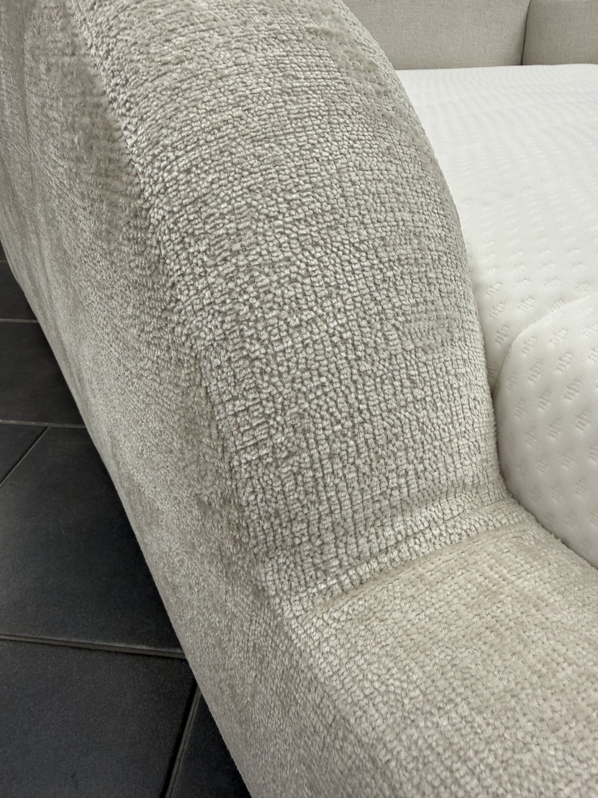 Mila Cloud – sr stoff detail